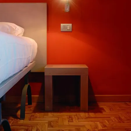 San Lorenzo Si Alberga