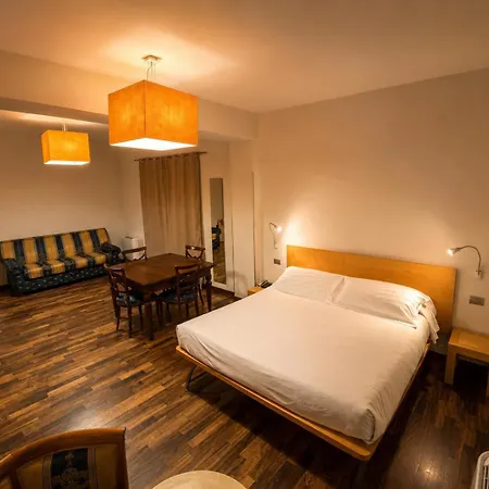 San Lorenzo Si Alberga Hotel Camigliatello Silano