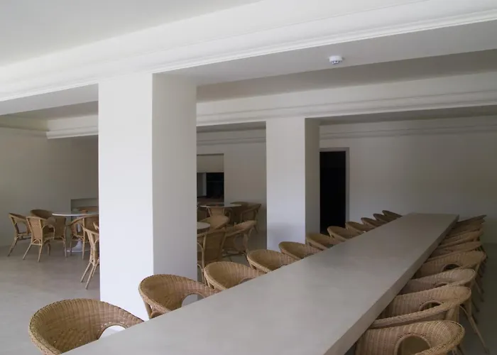 San Lorenzo Si Alberga קמיליאטלו סילאנו