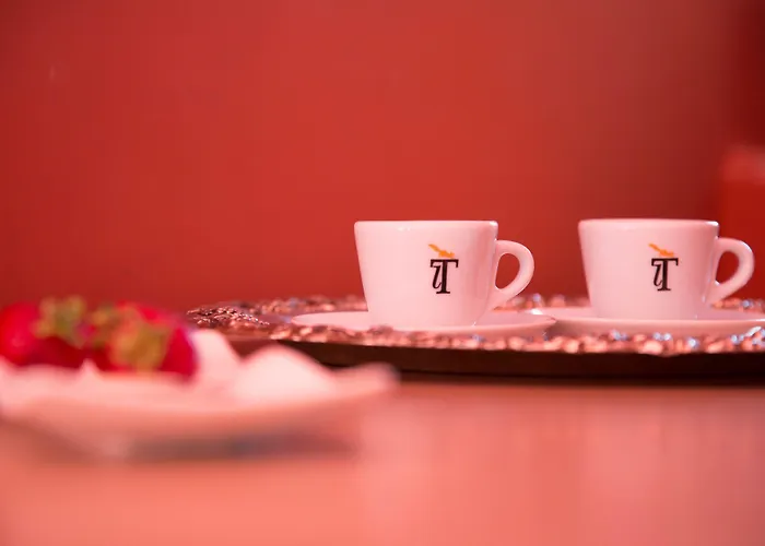 San Lorenzo Si Alberga מלון קמיליאטלו סילאנו