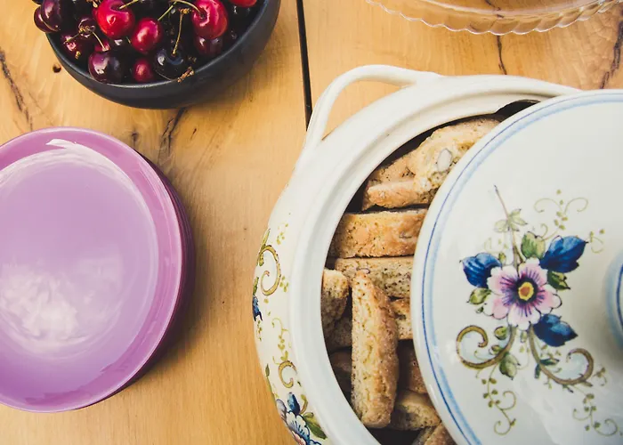 San Lorenzo Si Alberga קמיליאטלו סילאנו